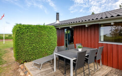 Clea - 250M to the Fjord: Arbuste, Chalet, Lot Terre, Toit, Ombre, Siding, Mobilier De Jardin, Jardin, Cour, Batiments Jardin