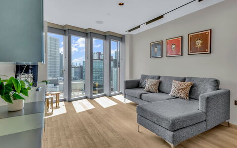 Stratford Loft: Arbuste, Jardin, Zone Résidentielle, Communauté Des Plantes, Lot Terre, Couverture De Sol, Aménagement Paysager, Arrière-Cour, Cour