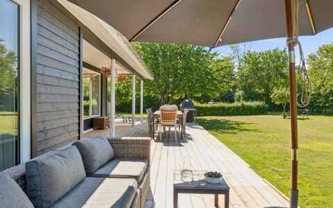 Antonie - 350M from the Sea: Bois, Meubles, Mobilier De Jardin, Chaise, Lot Terre, Ombre, Tableau De Plein Air, Domicile, Jardin, Dur