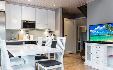 Golfarinkunnas 9C: Meubles, Design Intérieur, Sol, Plafond, Bois, Sol, Télévision, Canapé, Pièce, Salon