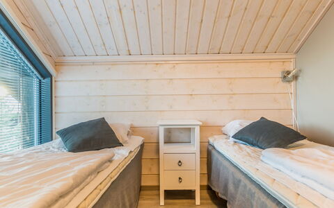 Golfarinkunnas 9D: Bois, Chambre, Plafond, Design Intérieur, Sol, Lit, Literie, Drap De Lit, Cadre De Lit, Pièce