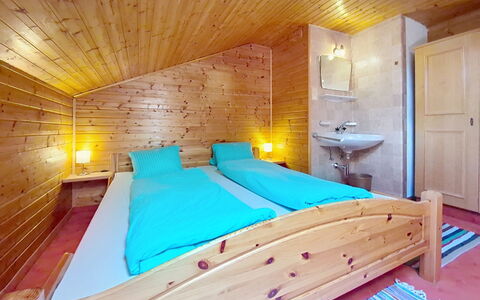 Brandnerhof: Design Intérieur, Bois, Plafond, Sol, Sol, Chambre, Lit, Meubles, Pièce, Domicile