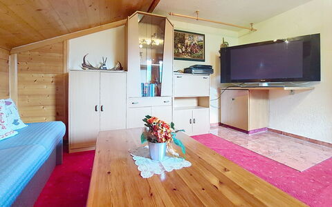 Brandnerhof: Design Intérieur, Bois, Plafond, Meubles, Sol, Sol, Pièce, Salon, Canapé, Tache De Bois