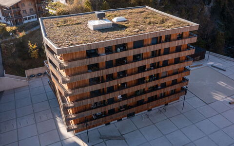 Vallada 14-01: Appartement, Architecture, Design Urbain, Composite, Condominium, Architecture Brutaliste, Balcon, Lumber