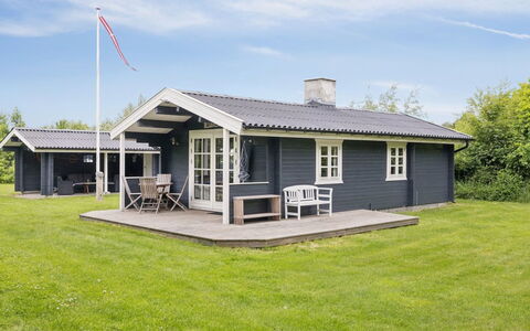Saxi - 1.2Km from the Sea: Chalet, Pelouse, Cour, Batiments Jardin, Structure En Plein Air, Cabanon, Arrière-Cour, Siding, Ferme