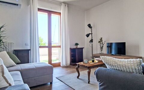 Le 3 Viste: Meubles, Design Intérieur, Sol, Sol, Bois, Pièce, Canapé, Salon, Parquet, Éclairage