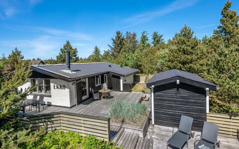 Wingot - from the Sea: Maison, Domicile, Toit, Chalet, Siding, Allée, Porche, Batiments Jardin, Planche