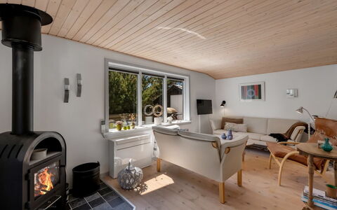 Wingot - from the Sea: Meubles, Design Intérieur, Sol, Bois, Plafond, Sol, Pièce, Éclairage, Salon, Chaise
