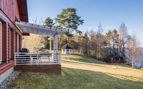 Laukaa 605: Bois, Domicile, Architecture, Maison, Chalet, Toit, Lot Terre, Siding, Porche, Biens