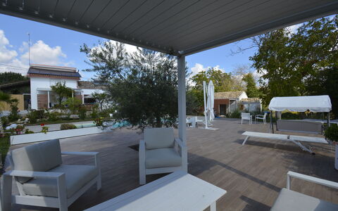 La Dimora di Diana: Meubles, Mobilier De Jardin, Chaise, Ombre, Structure En Plein Air, Porche, Recours, Patio, Eco Hôtel, Pergola