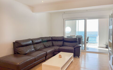 Clara: Meubles, Sol, Sol, Canapé, Design Intérieur, Salon, Appartement, Pièce, Mer