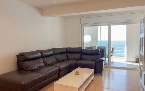 Clara: Meubles, Sol, Sol, Canapé, Design Intérieur, Salon, Appartement, Pièce, Mer