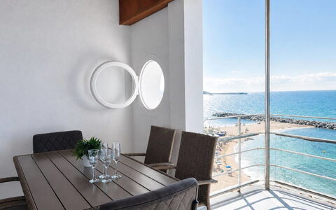 Clara: Mer, Océan, Verre, Ombre, Aluminium, Balcon