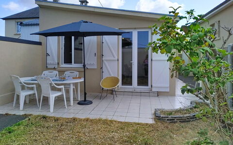 Riviera: Meubles, Mobilier De Jardin, Porte, Chaise, Domicile, Ombre, Cour, Jardin, Parapluie, Patio