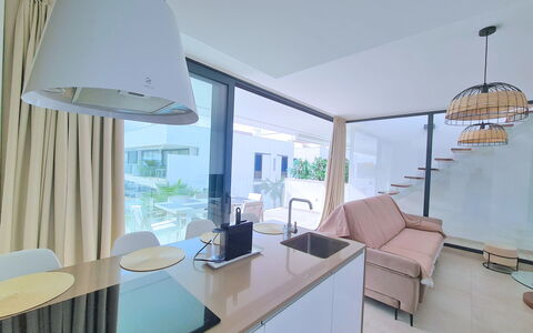 Kristal: Appartement, Condominium, Balcon