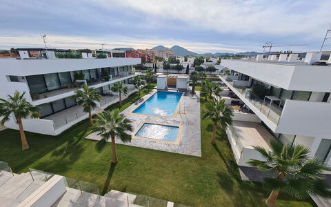 Kristal: Appartement, Condominium, Balcon