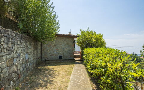 La Casina: Mur, Mur De Pierre, Jardin, Brique, Aménagement Paysager, Dalle, Pavé, Stock Photographie