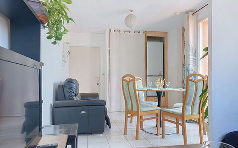 Les Nouvelles Mirandas: Bleu, Piscine, Composite, Ombre, Recours, Biens, Hacienda, Villa, Centre De Loisirs