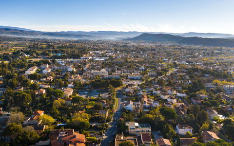 La Bressado: Jour, Zone Résidentielle, La Nature, Zone Urbaine, Ville, Vue Du Ciel, Paysage, Horizon, Beauté, Quartier