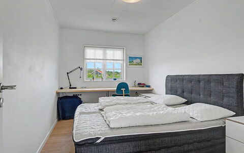 Ion - 1Km from the Sea: Chambre, Lit, Meubles, Sol, Sol, Literie, Cadre De Lit, Drap De Lit, Appartement, Pièce