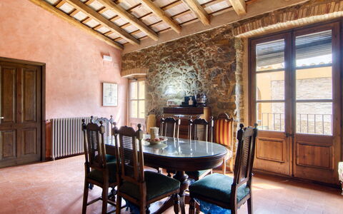 Mas Nualart: Meubles, Mur, Design Intérieur, Sol, Bois, Table, Chaise, Salle À Manger, Table Cuisine Et Salle A Manger, Sol