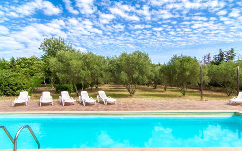 Mas Nualart: Bleu, Piscine, Jardin, Aménagement Paysager, Recours, Eco Hôtel, Hacienda, Mobilier De Jardin, Ferme
