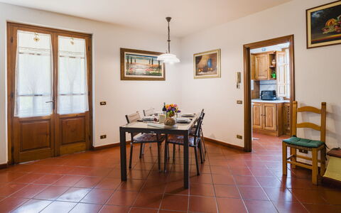 Casa Lulù: Sol, Design Intérieur, Plafond, Sol, Meubles, Pièce, Salle À Manger, Table Cuisine Et Salle A Manger, Porte, Parquet