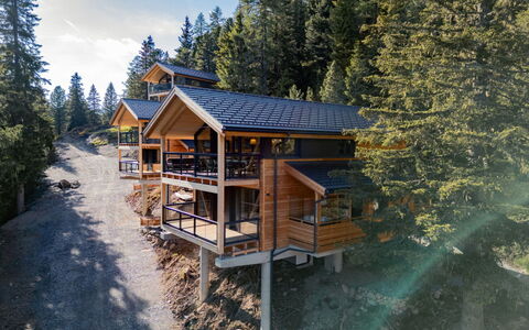 02 Nth030 Sup Chalet mit Sauna und Hot Tub 2 Etage: Bois, Domicile, Chalet, Cabane En Rondins, Porche, Lumber, Mélèze, Des Bois, Balcon, Dur