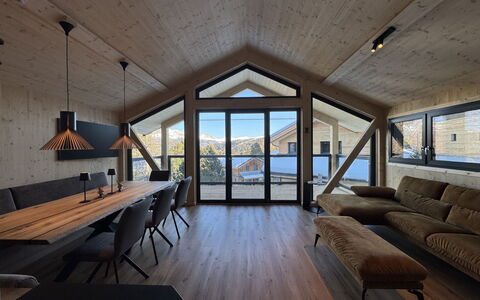 02 Nth052 18C Sup Chalet mit Sauna und Hot Tub 2 e: Maison, Arbuste, Domicile, Zone Résidentielle, Biens, Chalet, Hacienda, Cour, Ombre, Pelouse