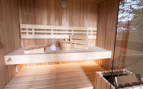 02 Nth052 18C Sup Chalet mit Sauna und Hot Tub 2 e: Bâtiment, Maison, Fenêtre, Domicile, Toit, Zone Résidentielle, Arbuste, Chalet, Lot Terre