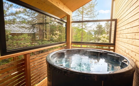 02 Nth052 18C Sup Chalet mit Sauna und Hot Tub 2 e: Bâtiment, Maison, Fenêtre, Domicile, Toit, Zone Résidentielle, Arbuste, Chalet, Lot Terre