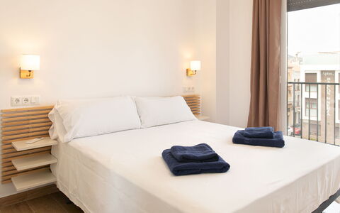 Elvix Nerja Center B: Maison, Arbuste, Domicile, Zone Résidentielle, Biens, Chalet, Hacienda, Cour, Ombre, Pelouse