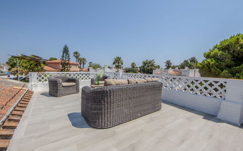 Villa Pipa: Maison, Arbuste, Domicile, Zone Résidentielle, Biens, Chalet, Hacienda, Cour, Ombre, Pelouse