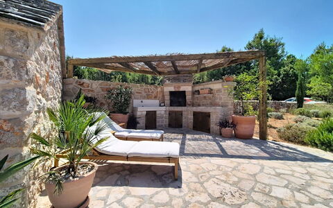 Bilušić: Piscine, Balcon, Appartement, Recours, Biens, Villa, Hôtel, Hacienda, Ville Resort, Cour