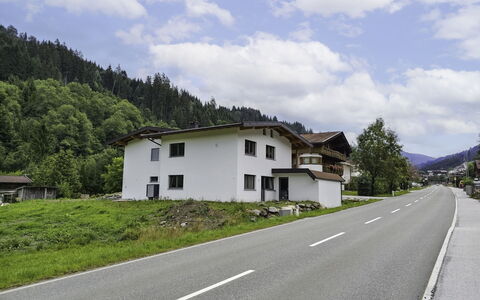 Auffach 602: Maison, Domicile, Toit, Zone Résidentielle, Paysage, Asphalte, Établissements Humains, Chalet, Zone Rurale, Station De Montagne