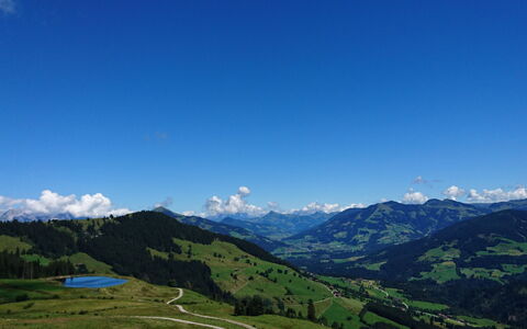 Auffach 602: Ciel, Bleu, Nuage, Montagnes Relief, Montagne, La Nature, Vert, Colline, Paysage Naturel, Prairie