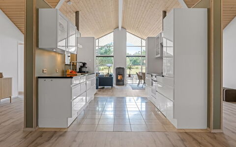 Wreth - 1.5Km from the Sea: Sol, Cuisine, Meubles, Design Intérieur, Bois, Comptoir, Plafond, Sol, Cabinetry, Appareil De Cuisine