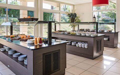 Barbaste 602: Comptoir, Aliments Naturels, Hôtel, Recours, Aliments, Plante D'Appartement, Cabinetry