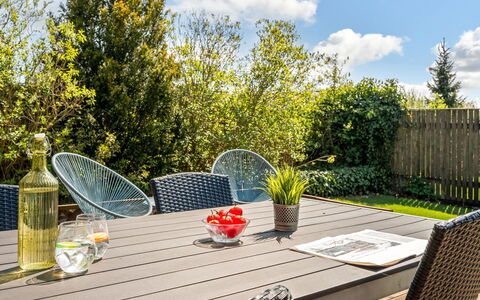 Aida - 550M from the Sea: Meubles, Mobilier De Jardin, Chaise, Table, Tableau De Plein Air, Table Cuisine Et Salle A Manger, Jardin, Patio, Table Basse, Ombre
