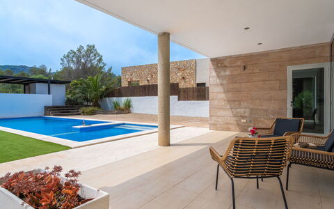 Villa Brisa: Bleu, Balcon, Balustrade, Appartement, Clôture, Mer, Recours, Condominium, Piscine, Hôtel