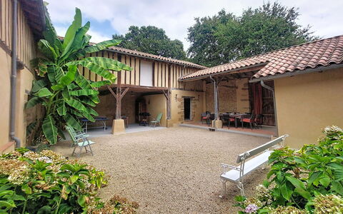 La Ferme de Bordenave: Bleu, Balcon, Balustrade, Appartement, Clôture, Mer, Recours, Condominium, Piscine, Hôtel