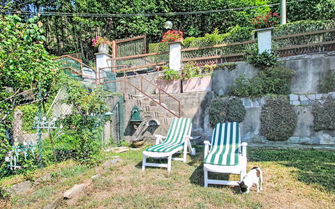 Miazzina 200: Bleu, Balcon, Balustrade, Appartement, Clôture, Mer, Recours, Condominium, Piscine, Hôtel