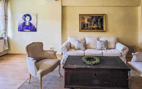 Marktblick: Meubles, Design Intérieur, Canapé, Mur, Sol, Sol, Bois, Salon, Pièce, Cadre