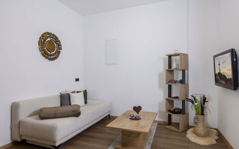 Eberharter am Schweinberg: Meubles, Design Intérieur, Sol, Canapé, Mur, Sol, Pièce, Bois, Salon, Parquet