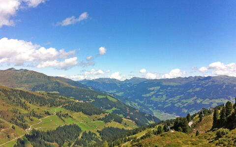 Eberharter am Schweinberg: Ciel, Bleu, Montagnes Relief, Montagne, Nuage, Colline, La Nature, Paysage Naturel, Montagnes, Région Sauvage