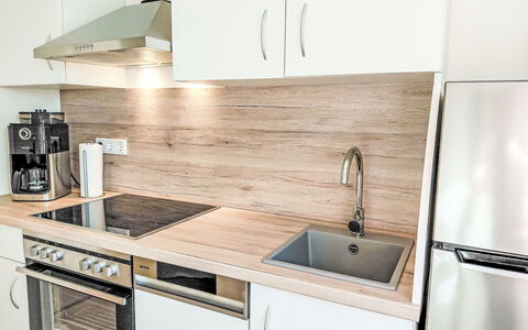 Herzwerk Schwalenberg: Comptoir, Cuisine, Appareil De Cuisine, Bois, Sol, Cabinetry, Principaux Appliance, Design Intérieur, Sol, Évier