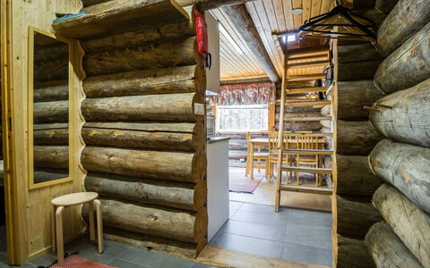Nelostupa C: Bois, Plafond, Sol, Sol, Design Intérieur, Meubles, Pièce, Cabane En Rondins, Dur, Tache De Bois