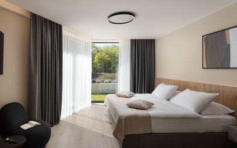 Villa H2: Design Intérieur, Sol, Sol, Chambre, Plafond, Lit, Pièce, Domicile, Meubles, Appartement