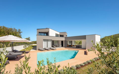 Villa H2: Domicile, Biens, Piscine, Ferme, Aménagement Paysager, Villa, Conception, Eco Hôtel, Manoir