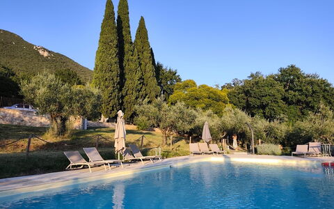 Villa Santa Chiara: Loisir, Station De Montagne, Piscine, Eco Hôtel, Vacances, Ville Resort, Recours
